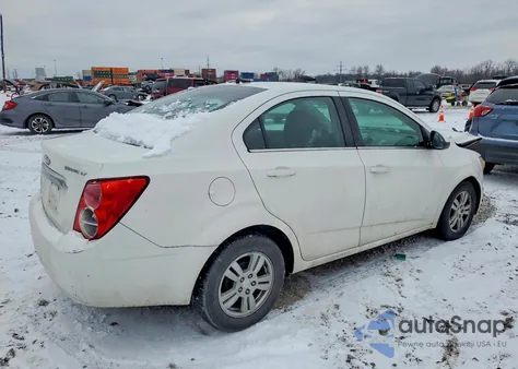 2014 Chevrolet Sonic Lt z USA, uszkodzony, nr VIN 1G1JC5SH2E4216016